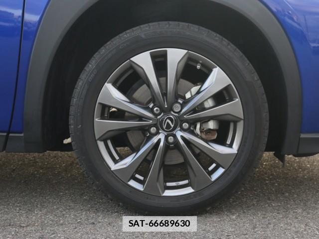 Lexus UX 2021-10 7796259-8
