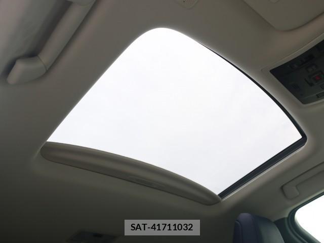 Lexus UX 2018-11 7796267-16