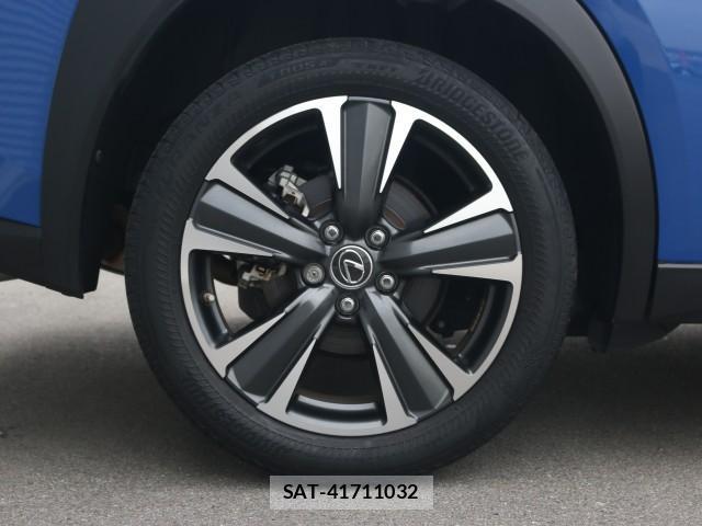 Lexus UX 2018-11 7796267-19