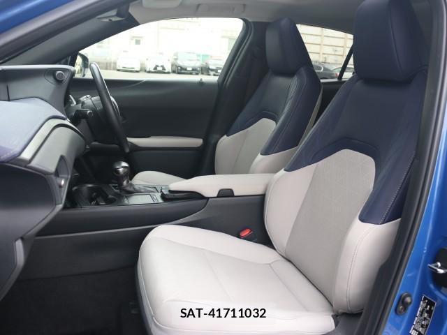 Lexus UX 2018-11 7796267-5