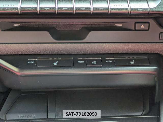 Lexus UX 2019-08 7798712-13