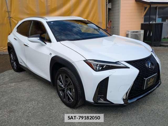 Lexus UX 2019-08 7798712-3