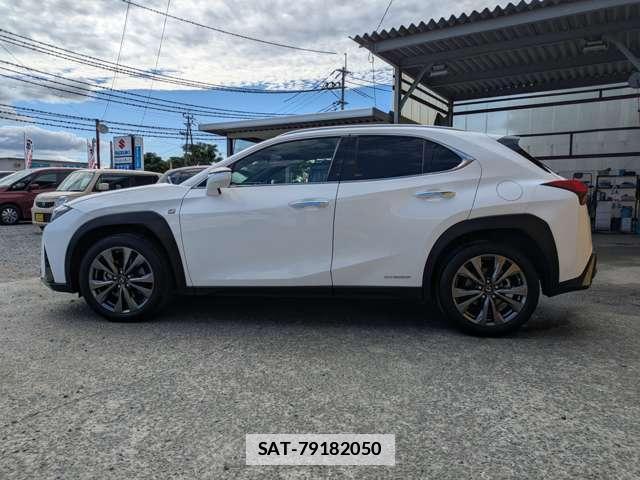 Lexus UX 2019-08 7798712-8