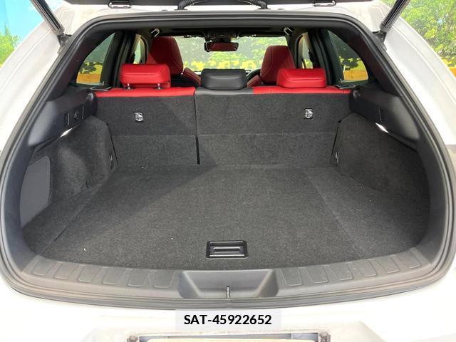 Lexus UX 2019-05 7801299-9