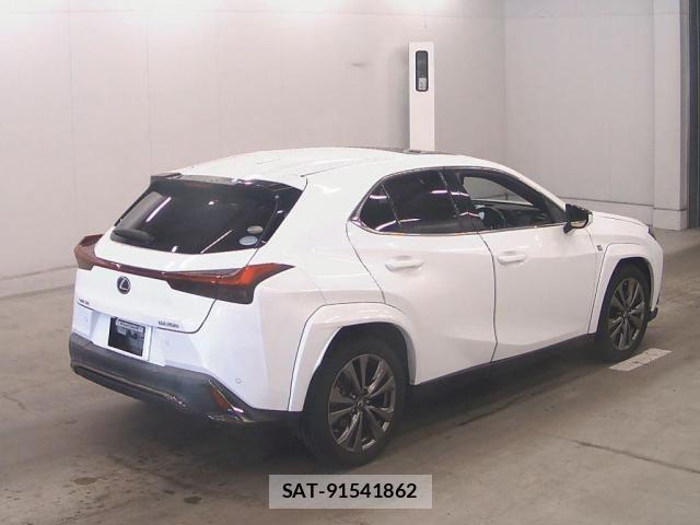 Lexus UX 2018-11 7801466-5