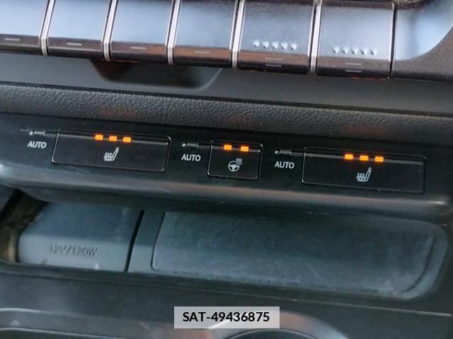 Lexus UX 2019-05 7802317-7