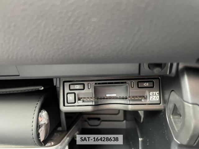 Lexus UX 2023-12 7804051-13