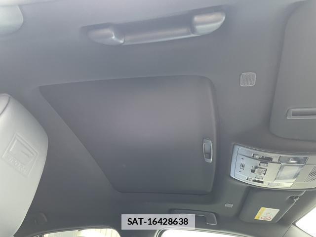 Lexus UX 2023-12 7804051-16