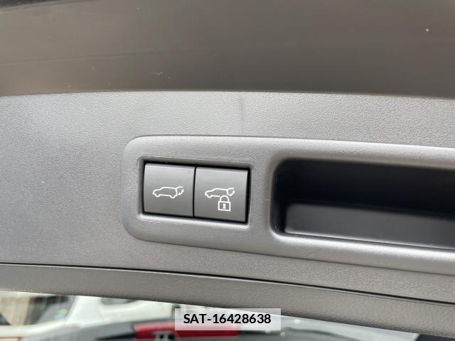 Lexus UX 2023-12 7804051-17