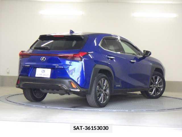 Lexus UX 2020-09 7810718-1