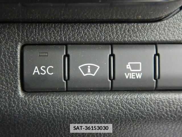 Lexus UX 2020-09 7810718-11
