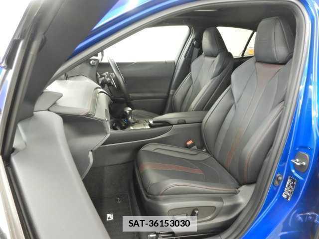 Lexus UX 2020-09 7810718-16