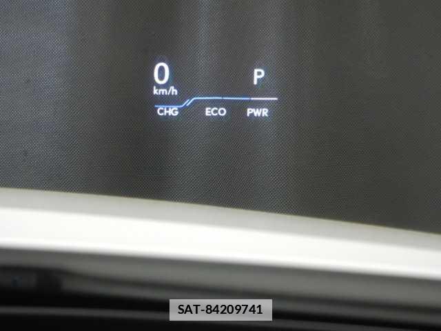 Lexus UX 2019-04 7810853-5
