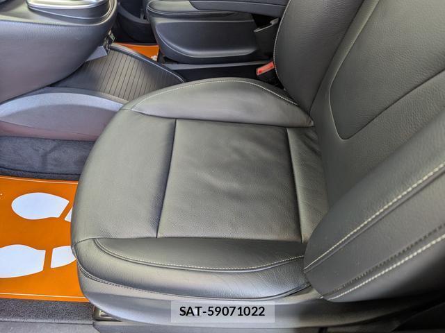 Mercedes Benz V-CLASS 2016-06 7795304-15