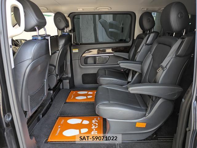 Mercedes Benz V-CLASS 2016-06 7795304-17