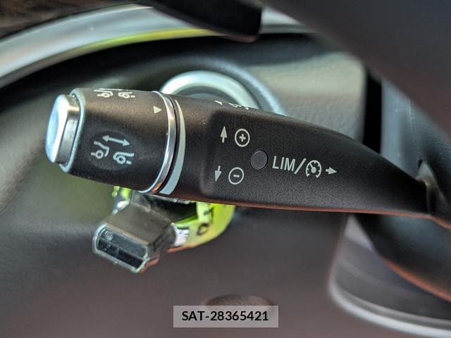 Mercedes Benz V-CLASS 2017-03 7795306-5