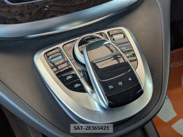 Mercedes Benz V-CLASS 2017-03 7795306-9