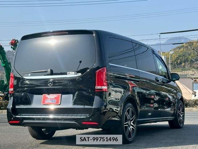 Mercedes Benz V-CLASS 2016-12 7795745-1