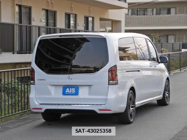 Mercedes Benz V-CLASS 2024-11 7796995-1