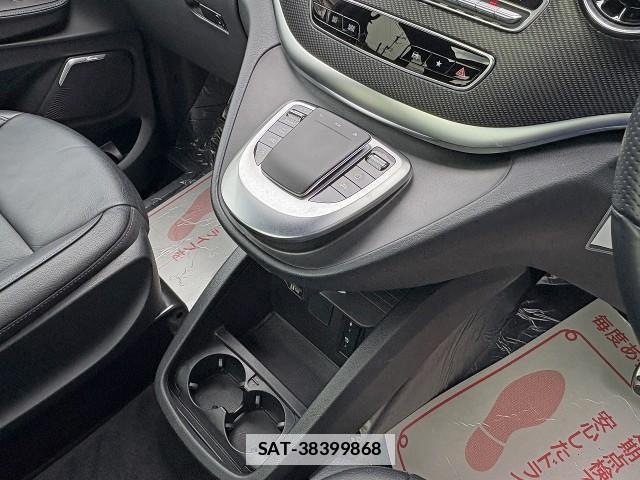 Mercedes Benz V-CLASS 2021-07 7797019-15