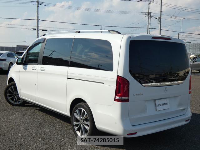 Mercedes Benz V-CLASS 2022-03 7800571-1