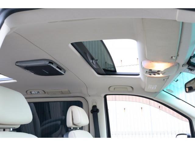 Mercedes Benz V-CLASS 2013-08 7803325-4