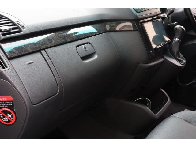 Mercedes Benz V-CLASS 2013-05 7803333-17