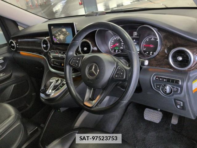 Mercedes Benz V-CLASS 2015-11 7810395-2