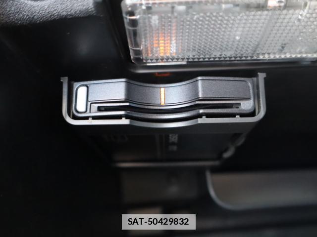 Volvo V40 2015-09 7793353-8