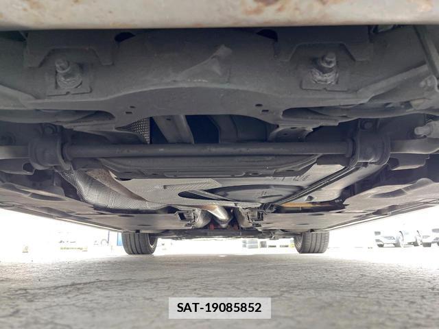 Volvo V40 2017-05 7794518-18