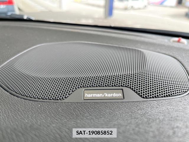 Volvo V40 2017-05 7794518-4