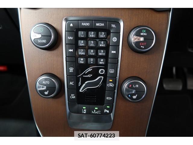 Volvo V40 2018-06 7796203-16