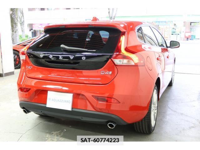 Volvo V40 2018-06 7796203-7