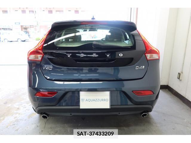 Volvo V40 2019-06 7796206-6