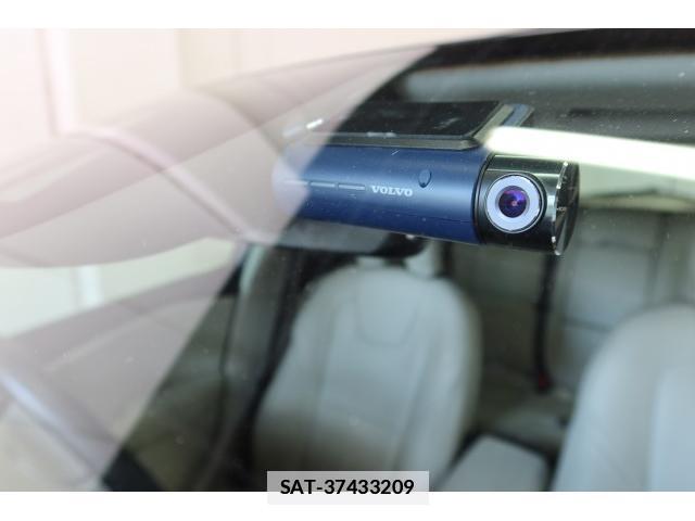 Volvo V40 2019-06 7796206-9