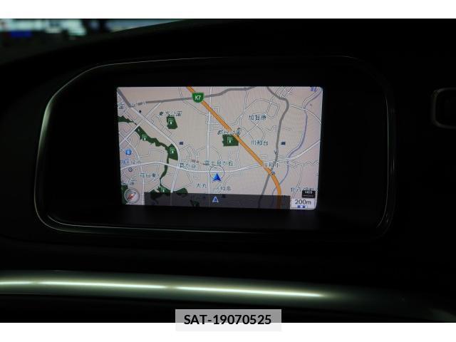 Volvo V40 2017-12 7796207-12
