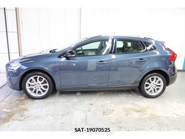Volvo V40 2017-12 7796207-2