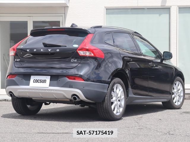 Volvo V40 2019-05 7798730-7