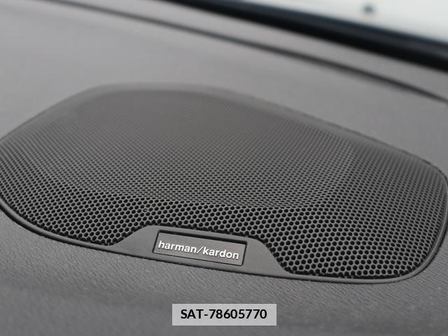 Volvo V40 2018-01 7798736-17