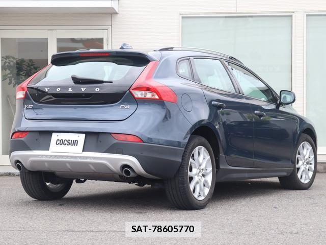 Volvo V40 2018-01 7798736-7