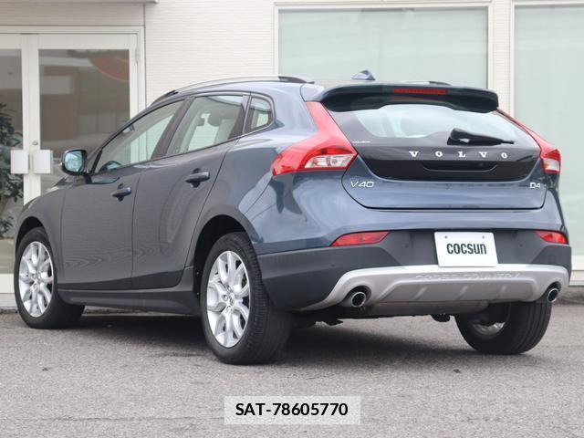 Volvo V40 2018-01 7798736-9