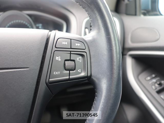 Volvo V40 2014-01 7798742-13
