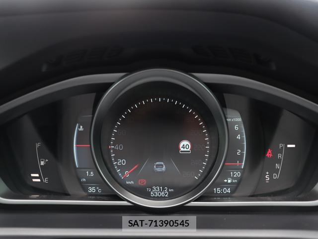 Volvo V40 2014-01 7798742-14