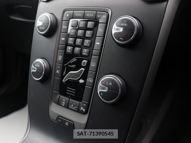 Volvo V40 2014-01 7798742-17