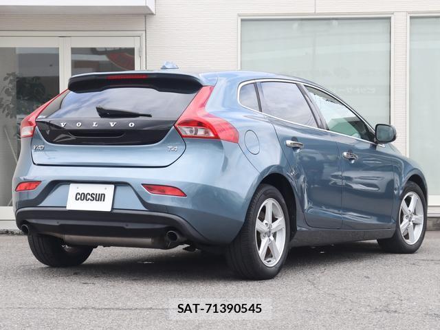 Volvo V40 2014-01 7798742-7