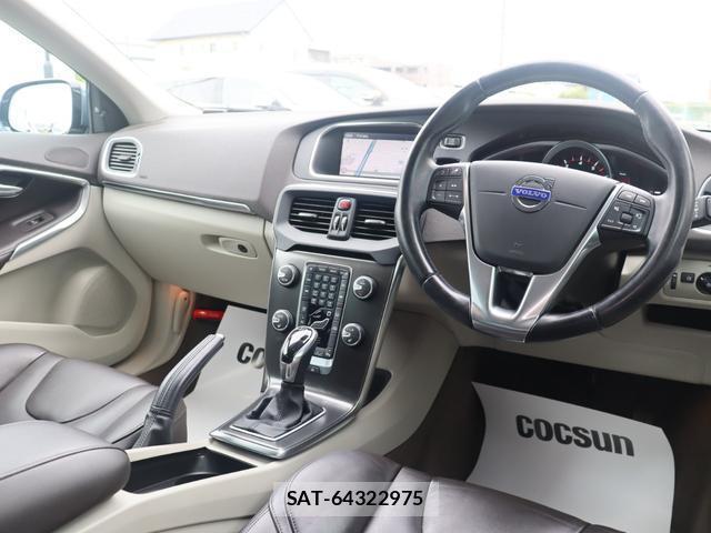Volvo V40 2014-01 7798748-15