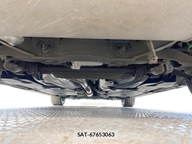 Volvo V40 2015-07 7799086-10