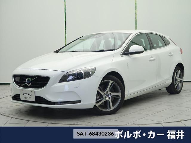 Volvo V40 2016-08 7799318-0