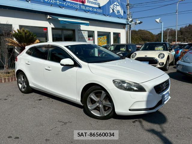 Volvo V40 2013-03 7800971-3