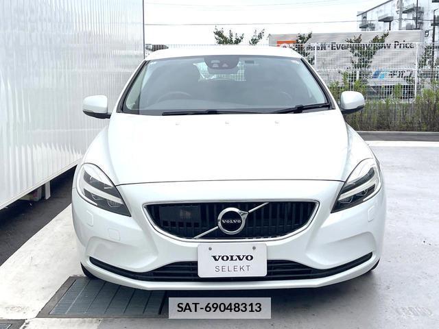 Volvo V40 2018-05 7802465-16